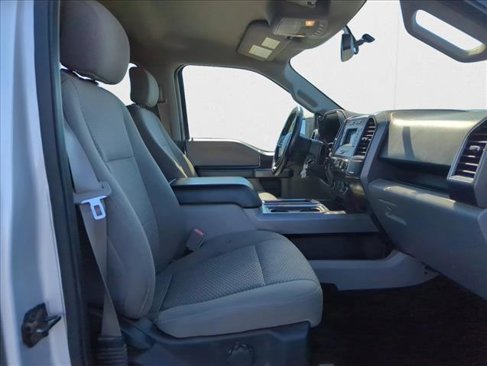Used 2018 Ford F150 XLT w/ Equipment Group 301A Mid image 16
