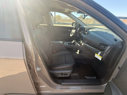 New 2026 Nissan Rogue SV image 28