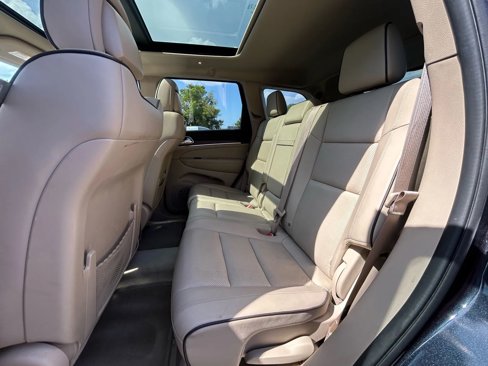 Used 2016 Jeep Grand Cherokee Overland image 34