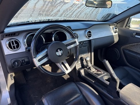 Used 2006 Ford Mustang Coupe image 8