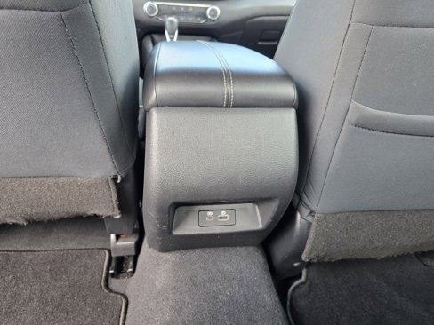 Used 2024 Nissan Altima 2.5 SV image 18