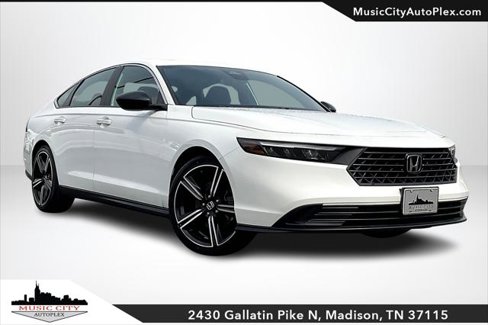 Used 2023 Honda Accord Sport image 1