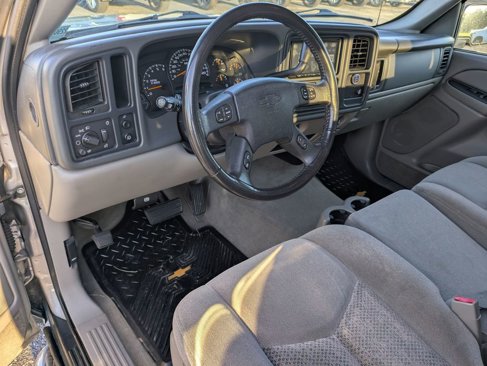 Used 2005 Chevrolet Avalanche Z66 w/ Preferred Equipment Group image 13