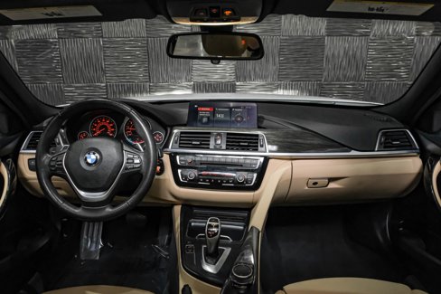 Used 2018 BMW 330i Sedan image 16