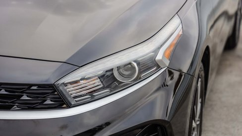 Used 2023 Kia Forte LXS w/ LXS Technology Package image 5