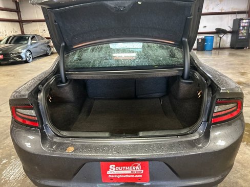 Used 2017 Dodge Charger SXT image 23