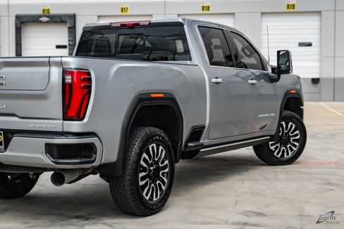 Used 2024 GMC Sierra 2500 Denali Ultimate image 15