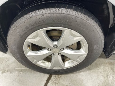Used 2015 Subaru Forester 2.5i w/ Alloy Wheel Package image 10