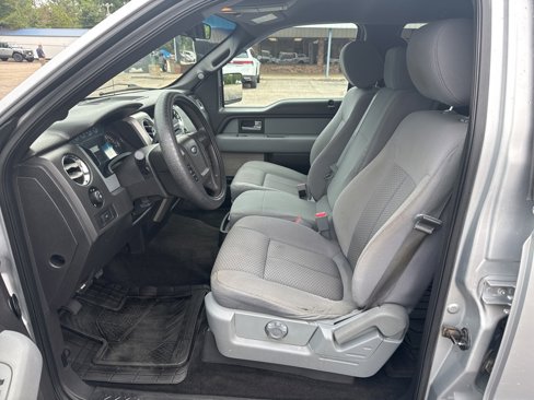 Used 2013 Ford F150 XLT w/ Trailer Tow Pkg image 3