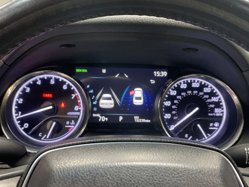 Used 2019 Toyota Camry XLE image 21