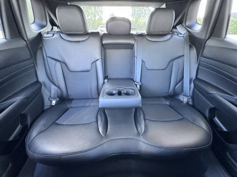 New 2026 Jeep Compass Latitude image 17