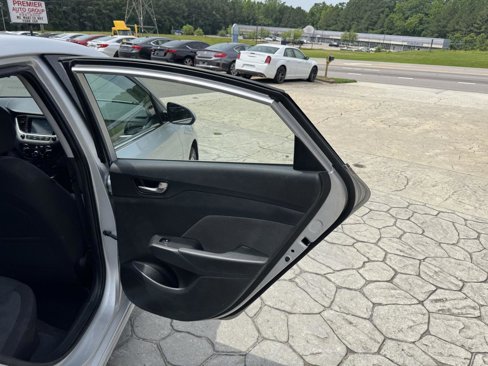Used 2019 Hyundai Accent SEL image 14