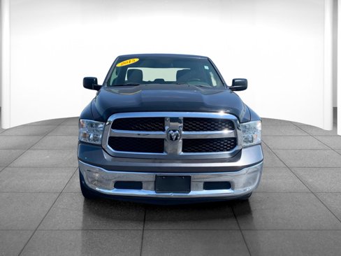 Used 2015 RAM 1500 Classic SLT image 2