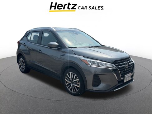 Used 2024 Nissan Kicks SV image 1