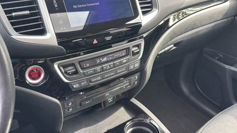 Used 2017 Honda Pilot Elite image 20