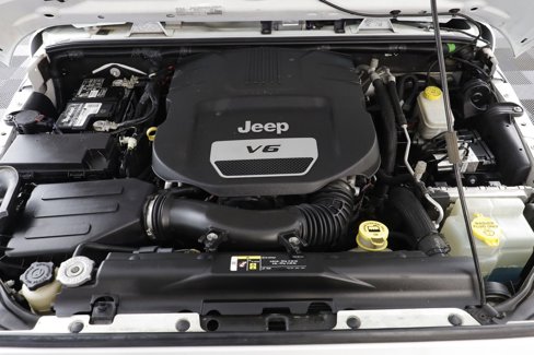 Used 2017 Jeep Wrangler Sport w/ Connectivity Group image 41