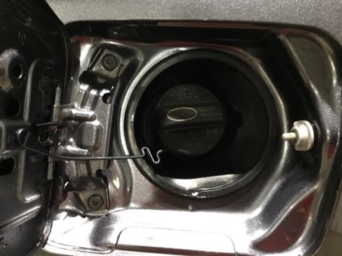 Used 2021 Toyota RAV4 LE image 15