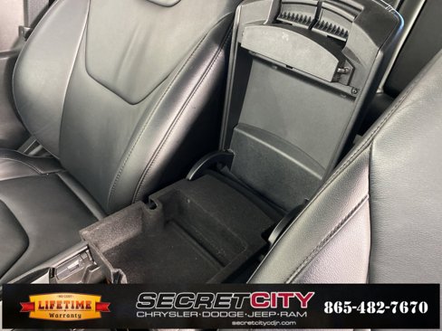 Used 2016 Ford Edge Titanium image 27