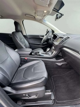 Used 2018 Ford Edge Titanium image 11
