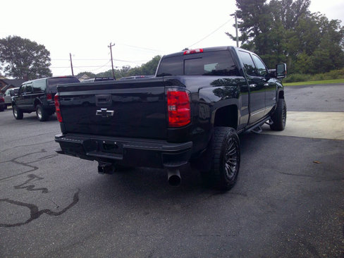 Used 2016 Chevrolet Silverado 2500 LTZ image 5