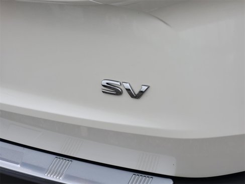 Used 2021 Nissan Rogue SV image 8