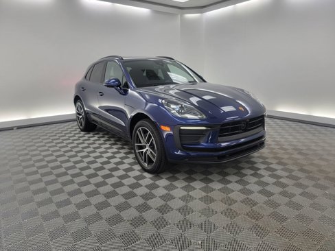 New 2026 Porsche Macan image 7