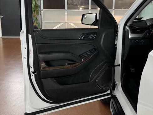 Used 2018 Chevrolet Suburban LS image 15