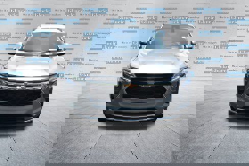 Used 2024 Chevrolet Trax LT w/ Driver Confidence Package image 2