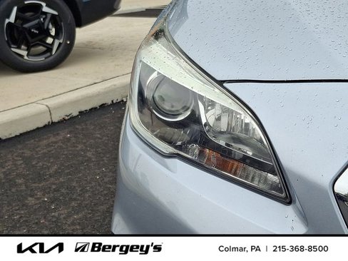 Used 2017 Subaru Outback 2.5i Premium w/ Popular Package #2 image 9