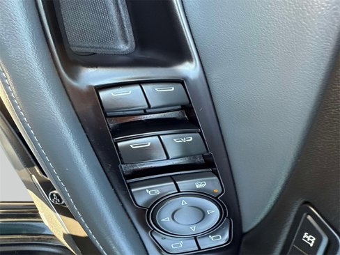 Used 2018 Buick Enclave Premium image 19