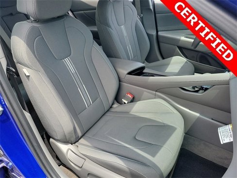 Certified 2024 Hyundai Elantra SEL w/ Convenience Package image 14