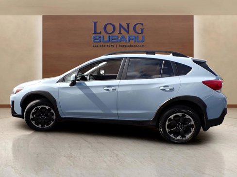 Used 2022 Subaru Crosstrek 2.0i Premium w/ Moonroof Package image 9
