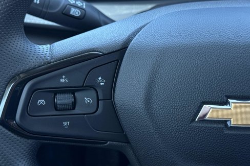 New 2025 Chevrolet Trax LT image 30