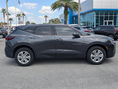Used 2022 Chevrolet Blazer LT image 2