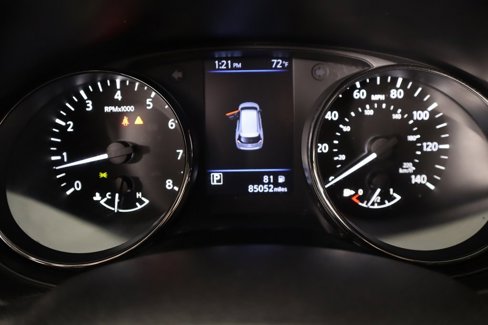 Used 2020 Nissan Rogue SV image 4