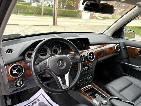 Used 2013 Mercedes-Benz GLK 350 4MATIC image 12