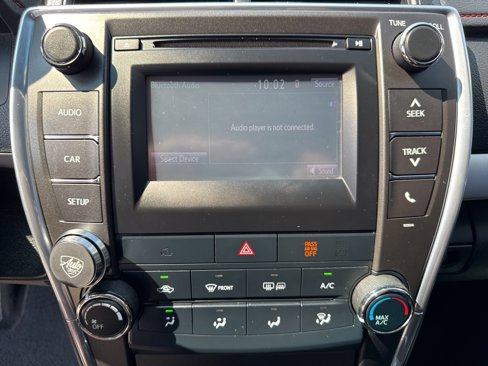 Used 2017 Toyota Camry SE image 33