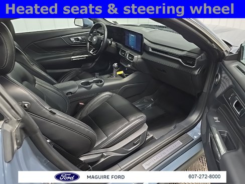 Used 2024 Ford Mustang Premium image 18