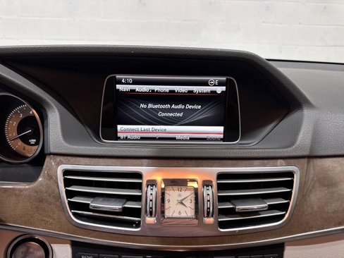 Used 2014 Mercedes-Benz E 350 Sedan image 36