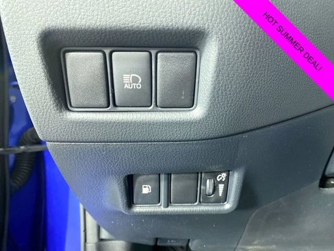 Used 2019 Toyota C-HR XLE image 15