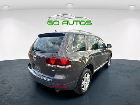 Used 2008 Volkswagen Touareg V6 image 5