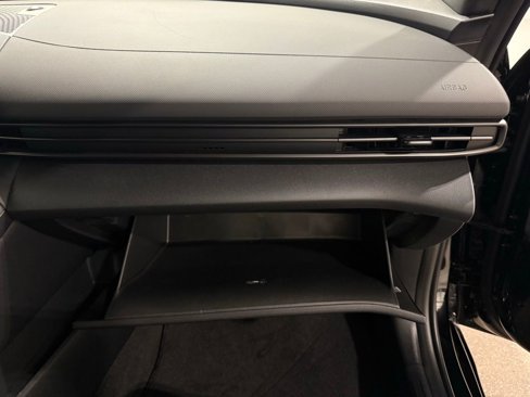 Used 2025 Hyundai Elantra Sport w/ Cargo Package image 29