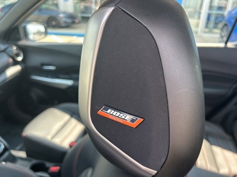Used 2018 Nissan Kicks SR image 16