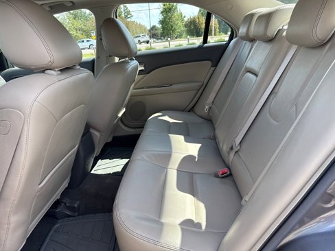 Used 2010 Ford Fusion SEL image 27