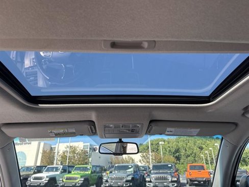 Used 2013 Toyota Highlander Limited image 14