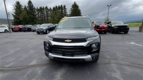 Certified 2022 Chevrolet TrailBlazer LT w/ Convenience Package image 3