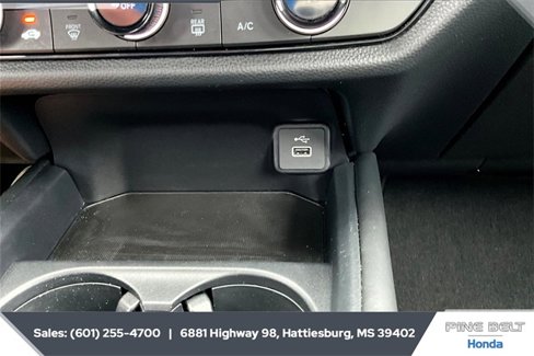 Used 2024 Honda HR-V LX image 21