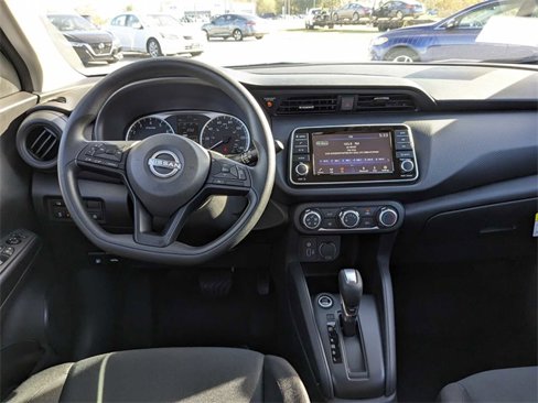 Used 2024 Nissan Kicks S image 22