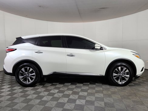 Used 2017 Nissan Murano S image 8