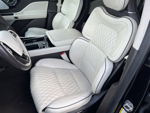 Used 2020 Lincoln Aviator Black Label w/ Dynamic Handling Package image 4